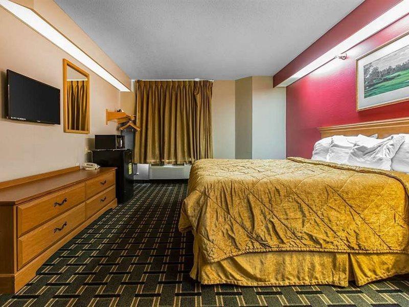 Econo Lodge Inn & Suites Peoria Illinois Exterior foto