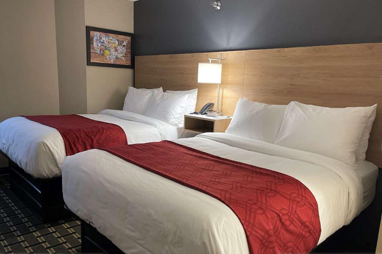 Econo Lodge Inn & Suites Peoria Illinois Exterior foto